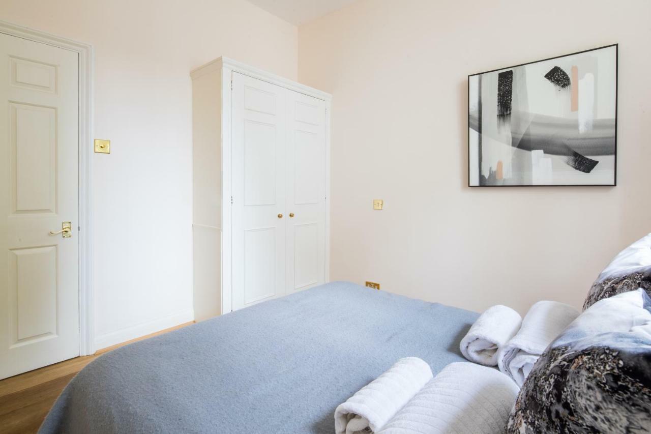 Cornwall Gardens By Lime Street