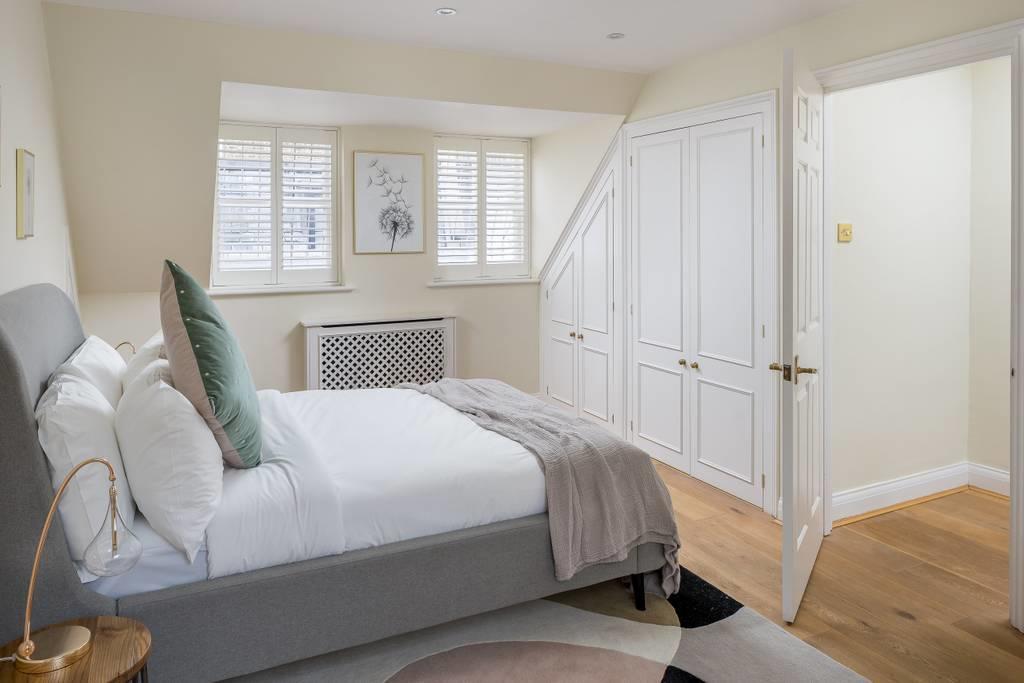 Cornwall Gardens By Lime Street Londra