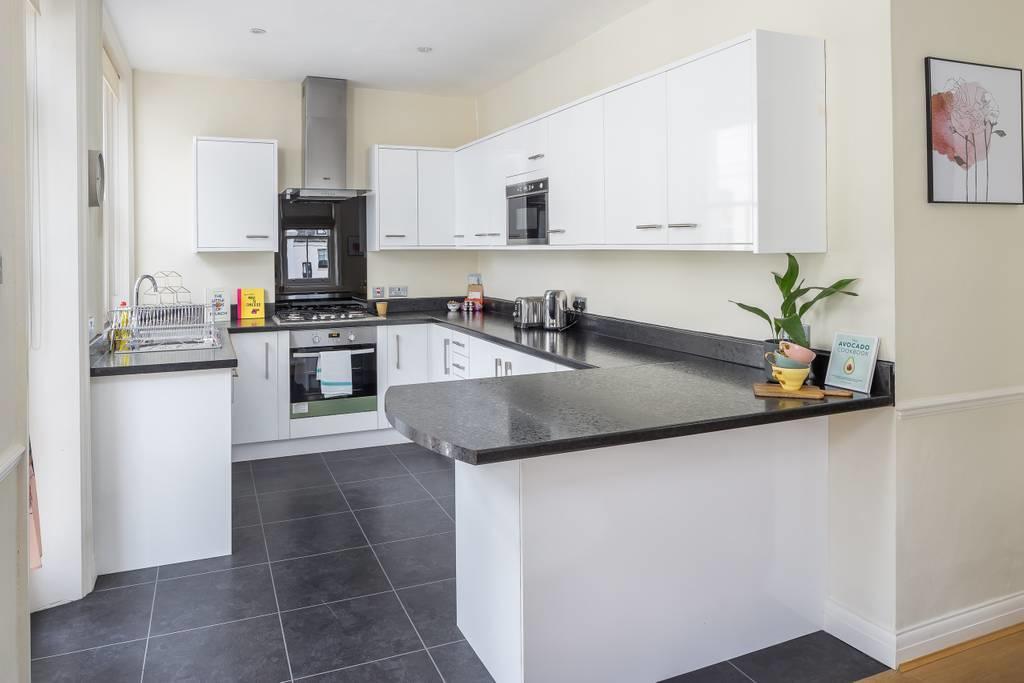 Cornwall Gardens By Lime Street Londra