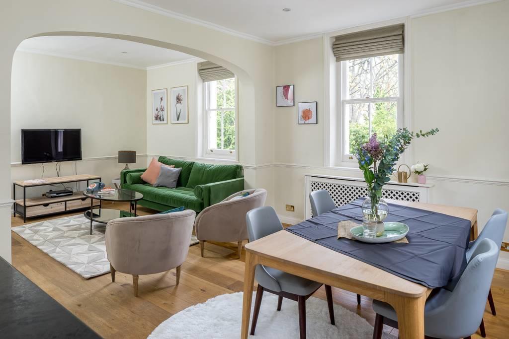 Cornwall Gardens By Lime Street