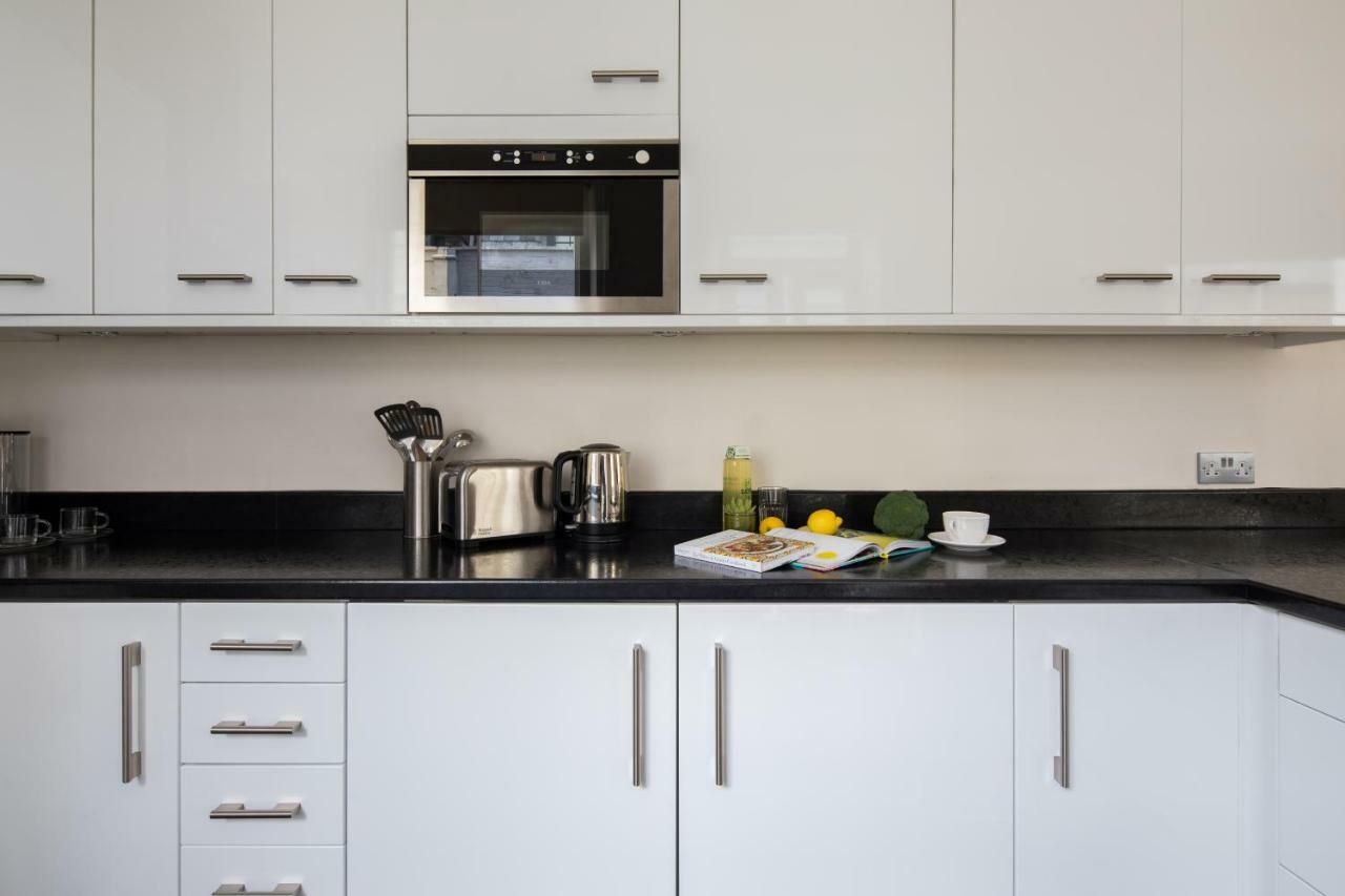 Cornwall Gardens By Lime Street Londra